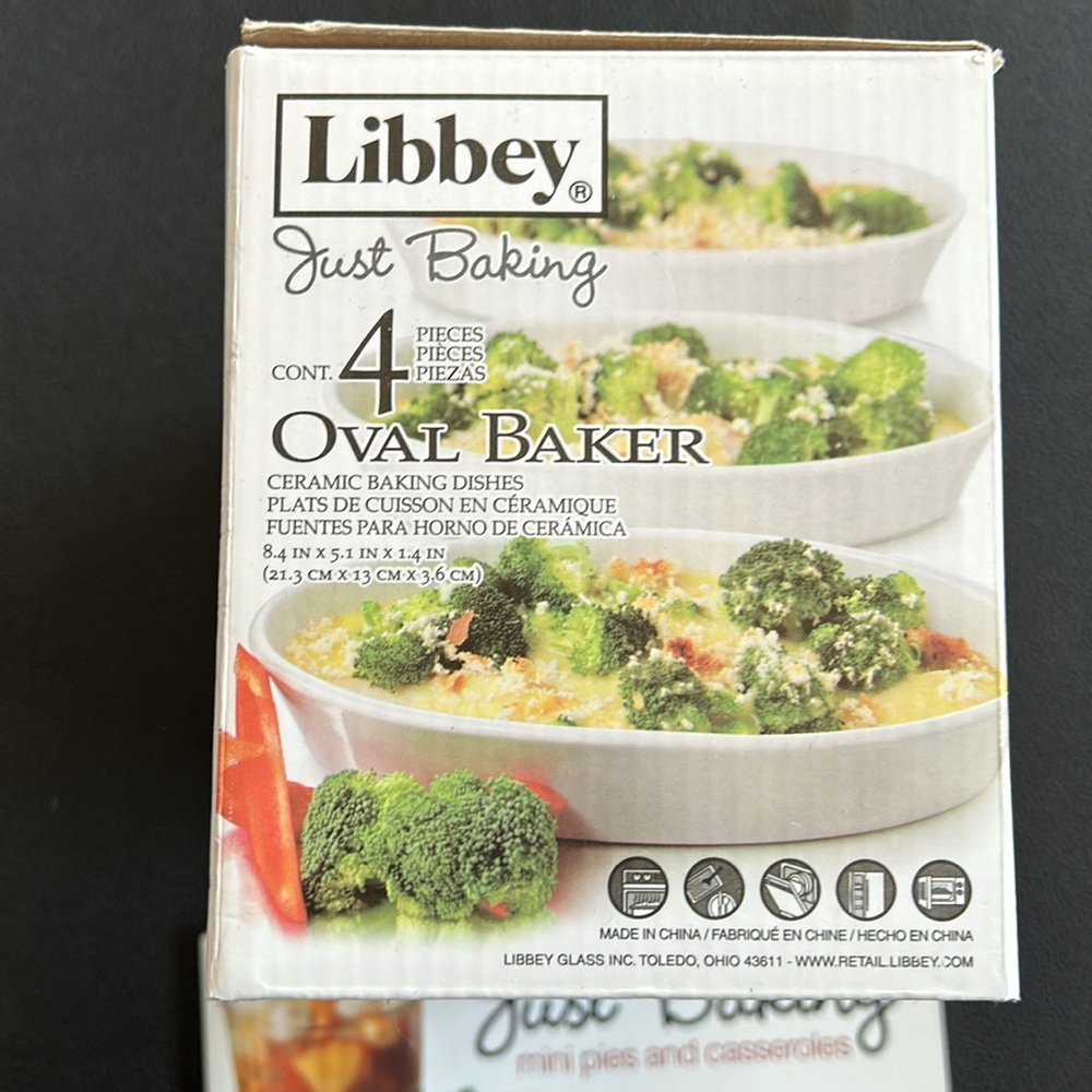 Libby’s Oval Baker - Picture 3 of 3